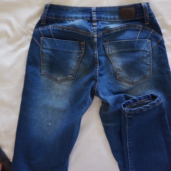 Blue Notes low rise faded blue jeans - Picture 3 of 6